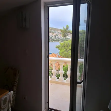 Διαμέρισμα Antea Τρογκίρ