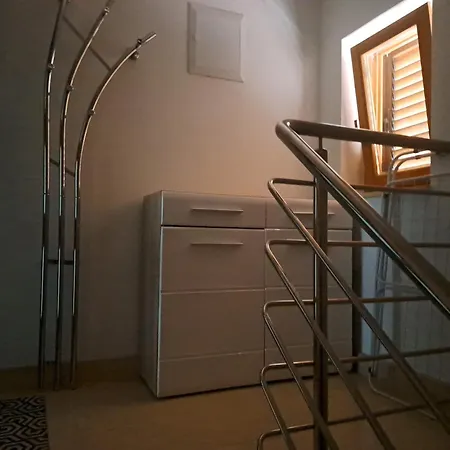 Antea Τρογκίρ